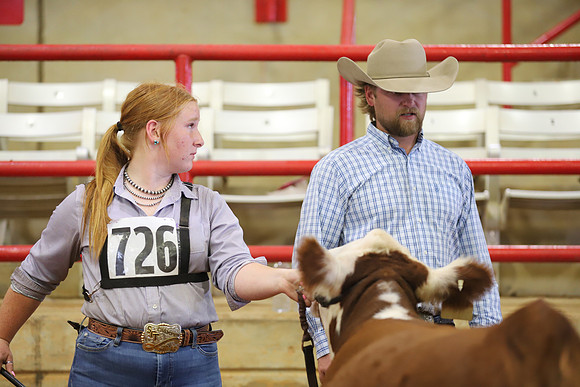 EastTexasStateFair-BritishHeiferShowmanship-24